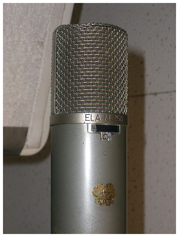 ELA M 250 by AKG