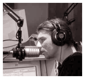 Using the mic