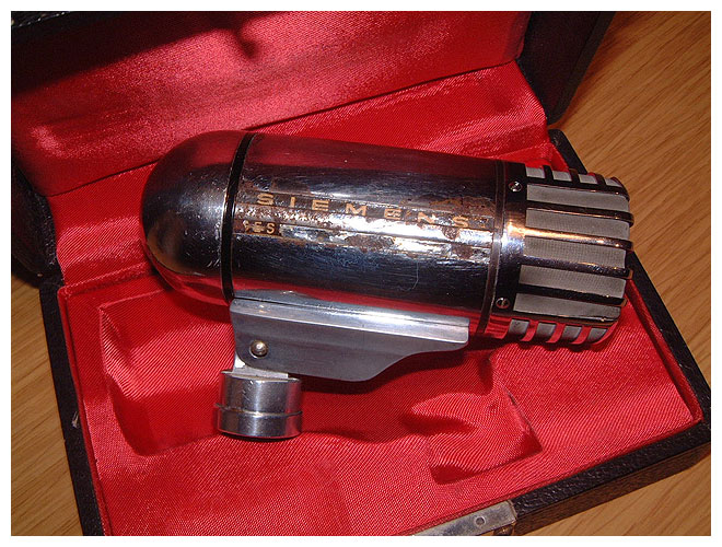The Siemens AKG DYN 60K-ST