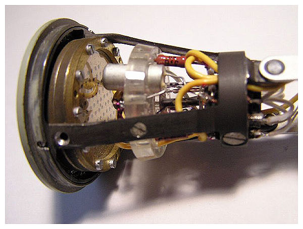 http://www.coutant.org/lomo/lomo02.jpg